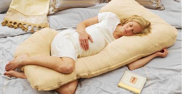 Некоторые советы на тему сна для беременных дам