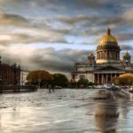 В Петербурге увеличены выплаты семьям, взявшим на воспитание детей-сирот