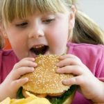 Уровень детского ожирения в стране неуклонно растет
