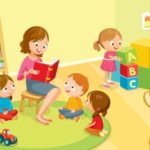 Психолог Макарова рассказала, стоит ли отдавать ребенка до трех лет в детский сад